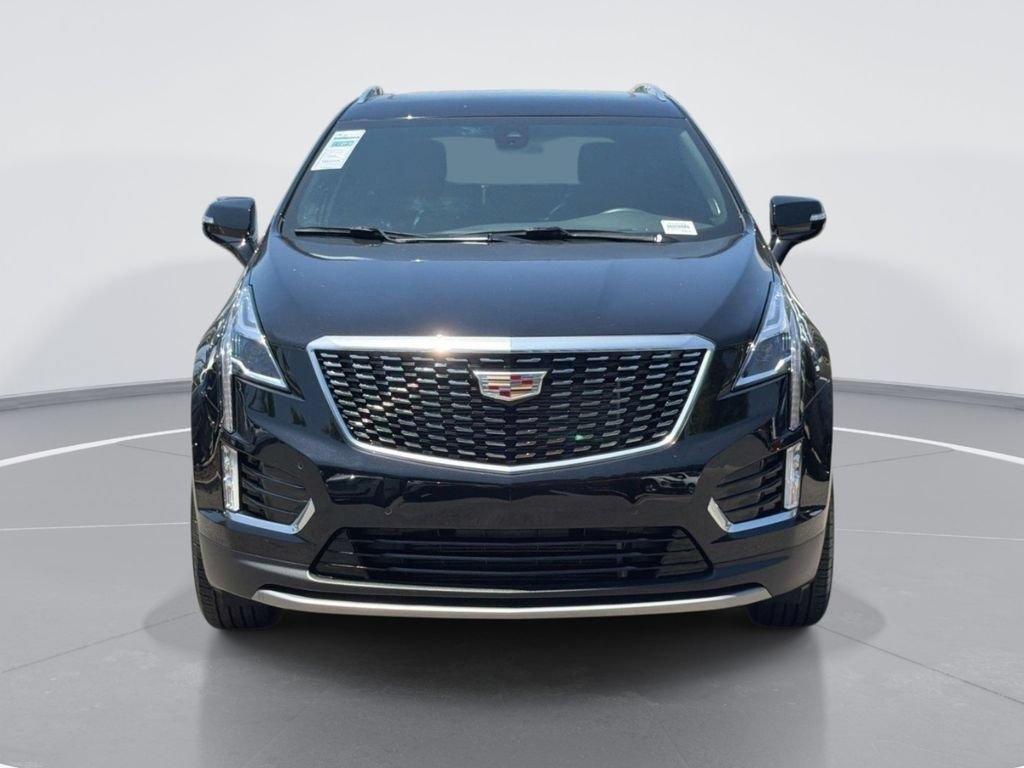 Certified 2023 Cadillac XT5 Premium Luxury FWD image 2