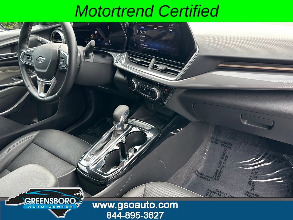 Used 2024 Chevrolet Trax ACTIV w/ Sunroof Package FWD image 18