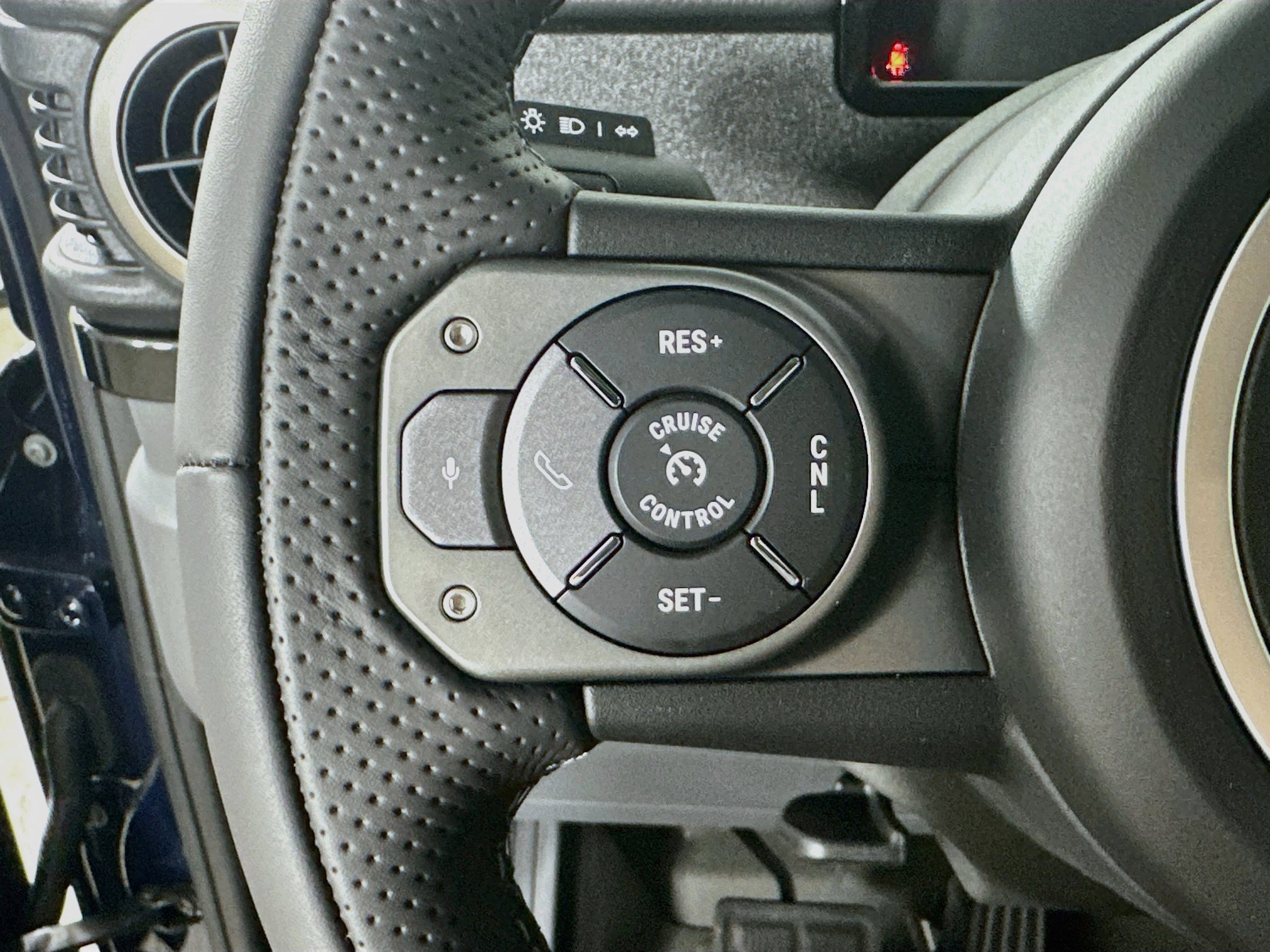 New 2025 INEOS Grenadier Station Wagon AWD/4WD image 19