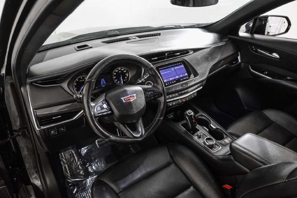 Used 2019 Cadillac XT4 Sport FWD image 2