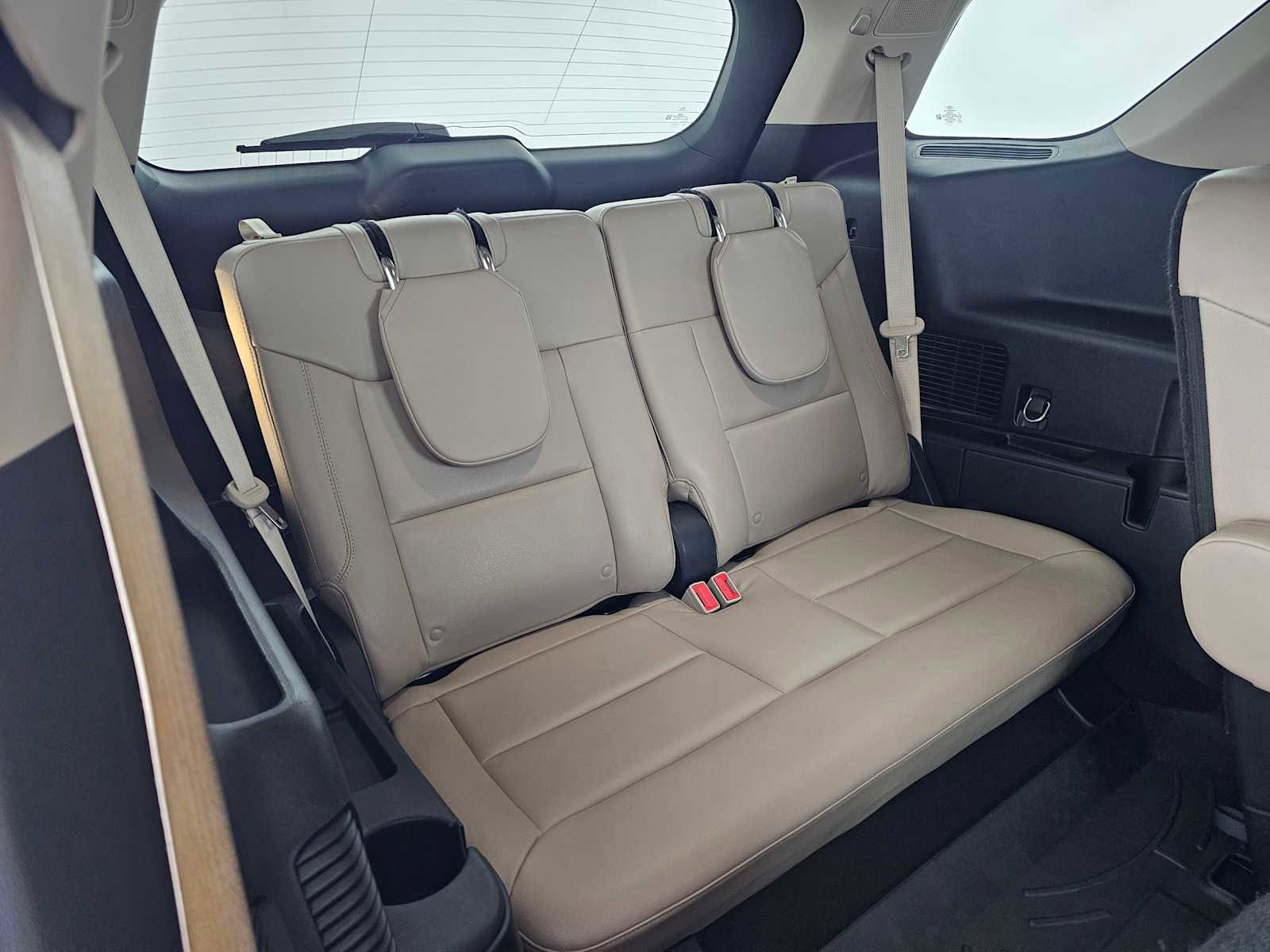 Used 2021 Ford Explorer Limited image 13