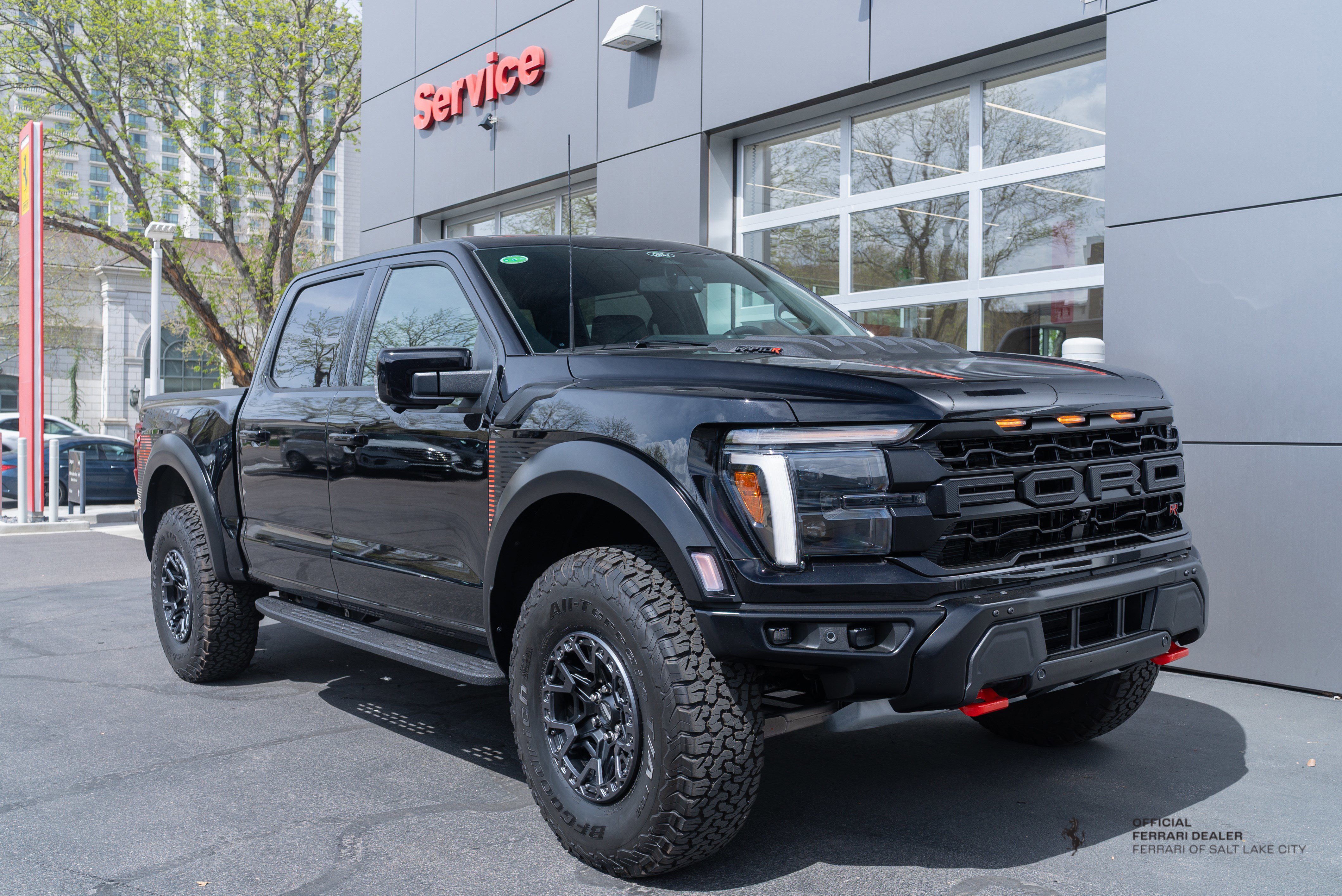 Used 2025 Ford F150 Raptor w/ Equipment Group 803A Raptor R AWD/4WD image 12
