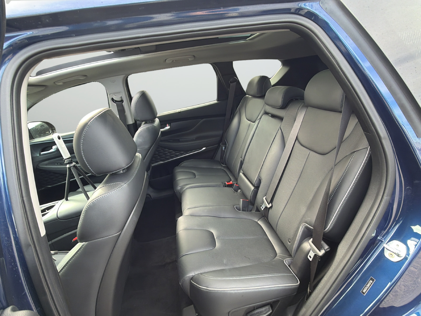 Used 2021 Hyundai Santa Fe SEL w/ Convenience + Premium Package FWD image 34