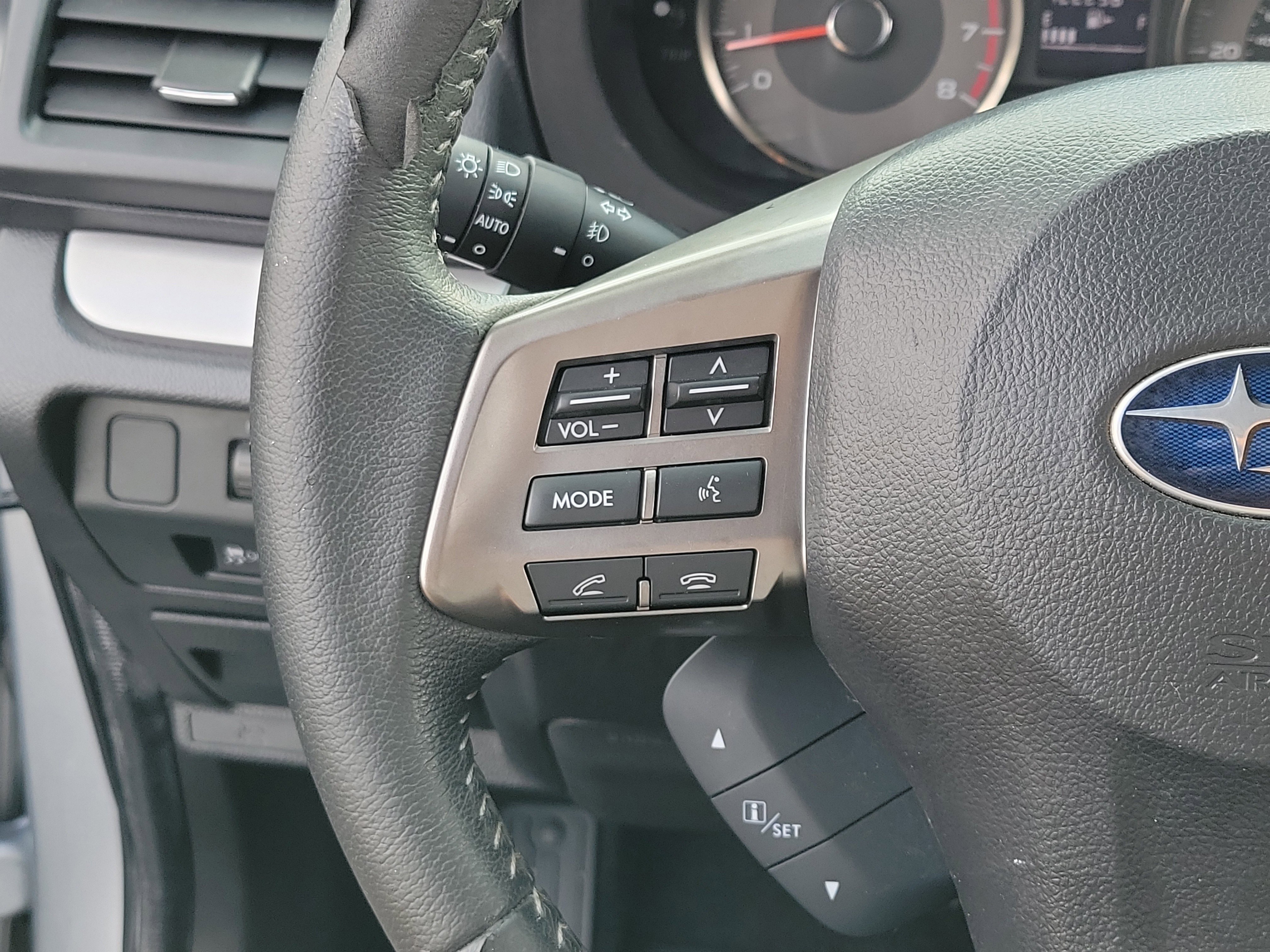 Used 2014 Subaru Forester 2.5i Limited w/ Popular Package #2 AWD/4WD image 23