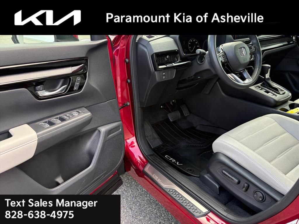 Used 2023 Honda CR-V EX-L image 16