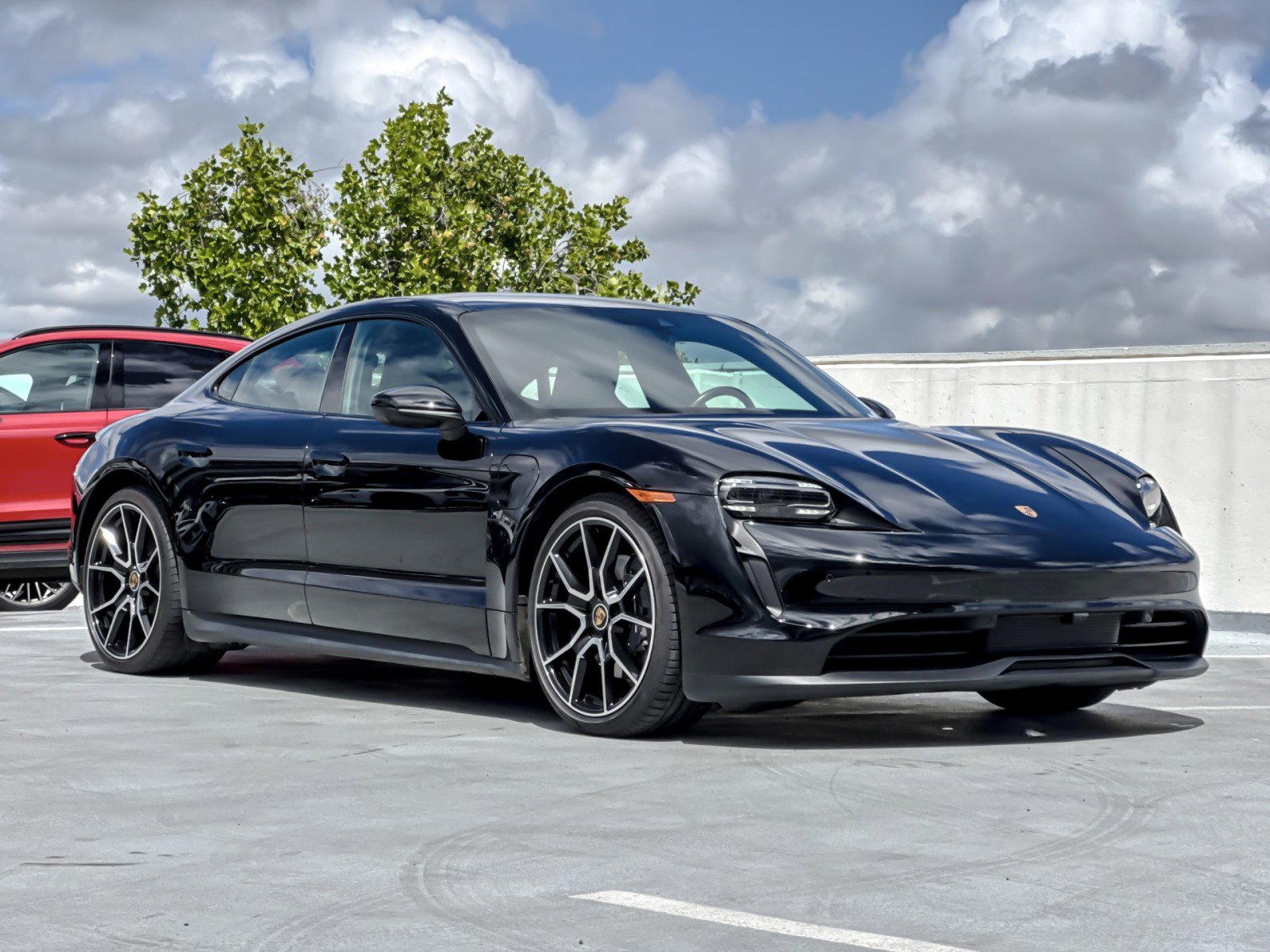 Used 2024 Porsche Taycan RWD image 10