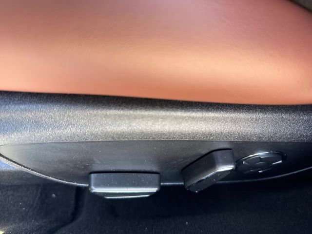 Used 2019 Lincoln MKZ Reserve image 26