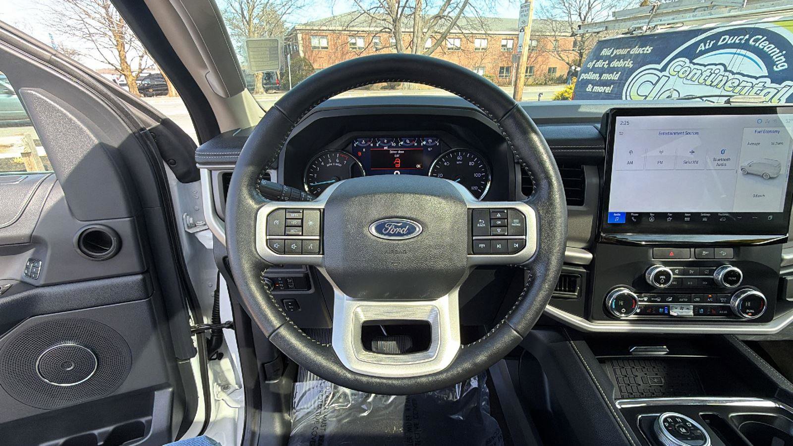 Used 2022 Ford Expedition Max XLT AWD/4WD image 27