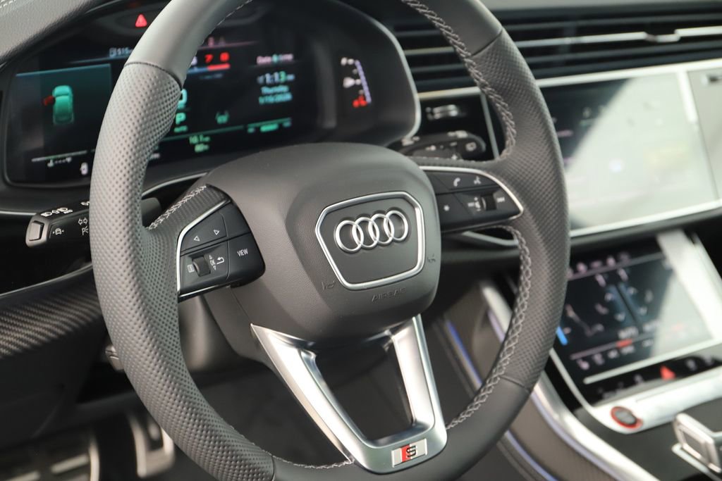 New 2026 Audi SQ7 Premium Plus image 16