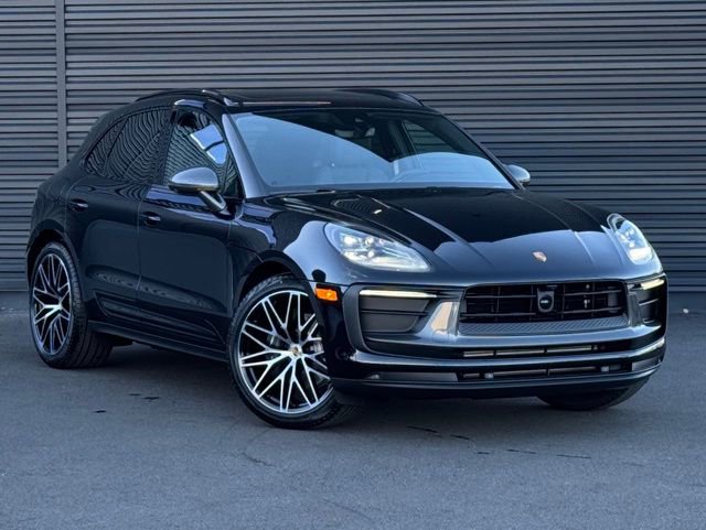 New 2026 Porsche Macan Turbo image 9