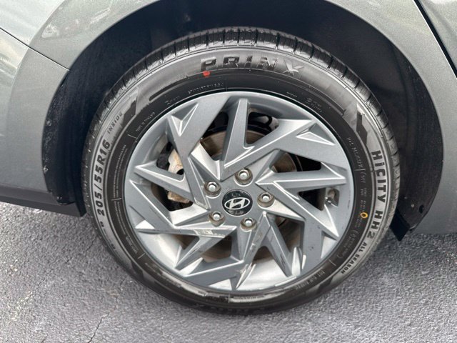 Used 2024 Hyundai Elantra SEL FWD image 37
