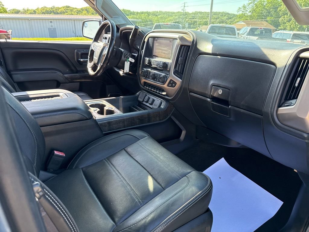 Used 2016 GMC Sierra 2500 Denali w/ Driver Alert Package AWD/4WD image 40