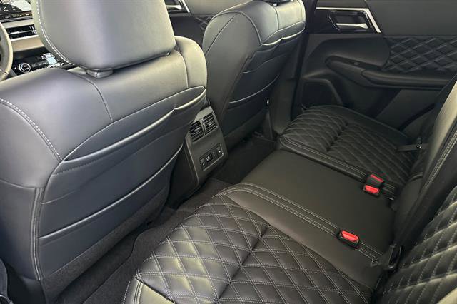 New 2026 Nissan Rogue Platinum image 13