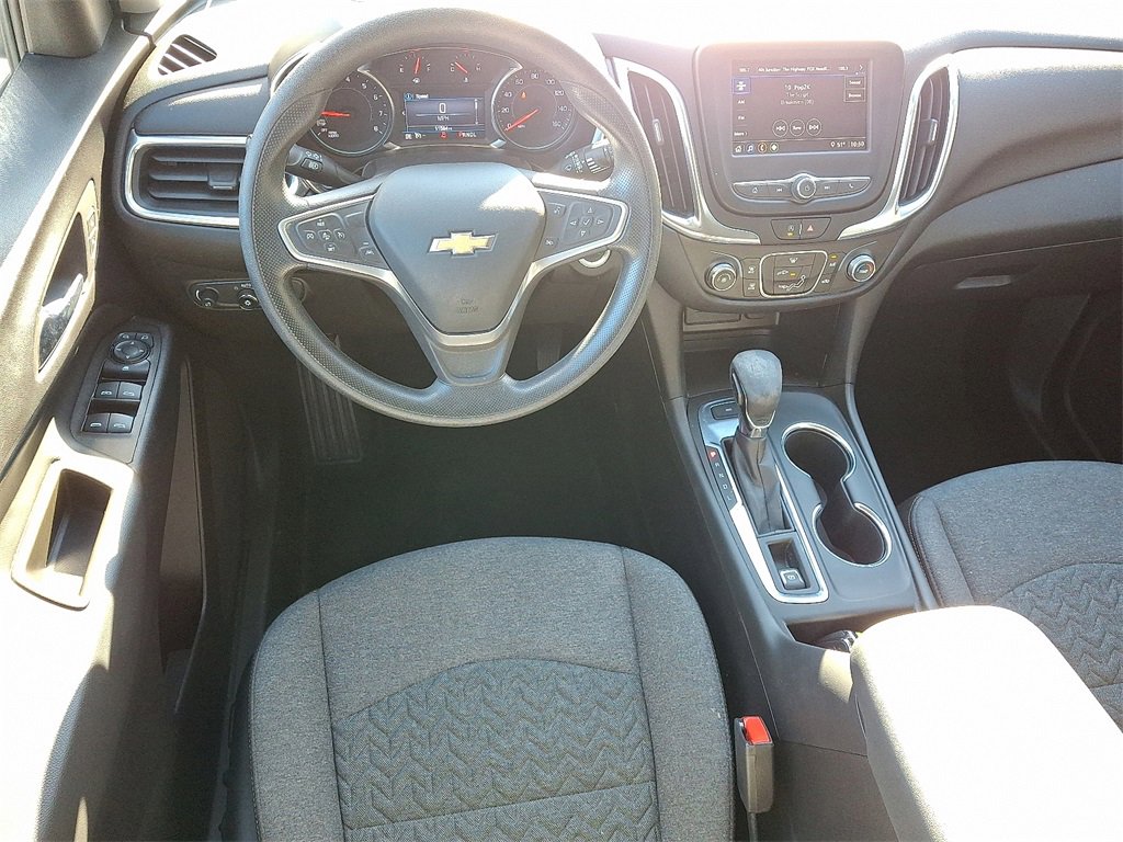 Used 2023 Chevrolet Equinox LT image 2