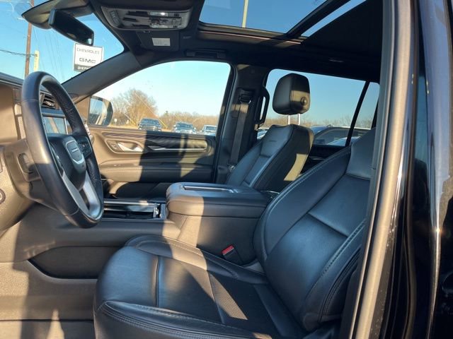 Used 2022 GMC Yukon XL Denali image 11