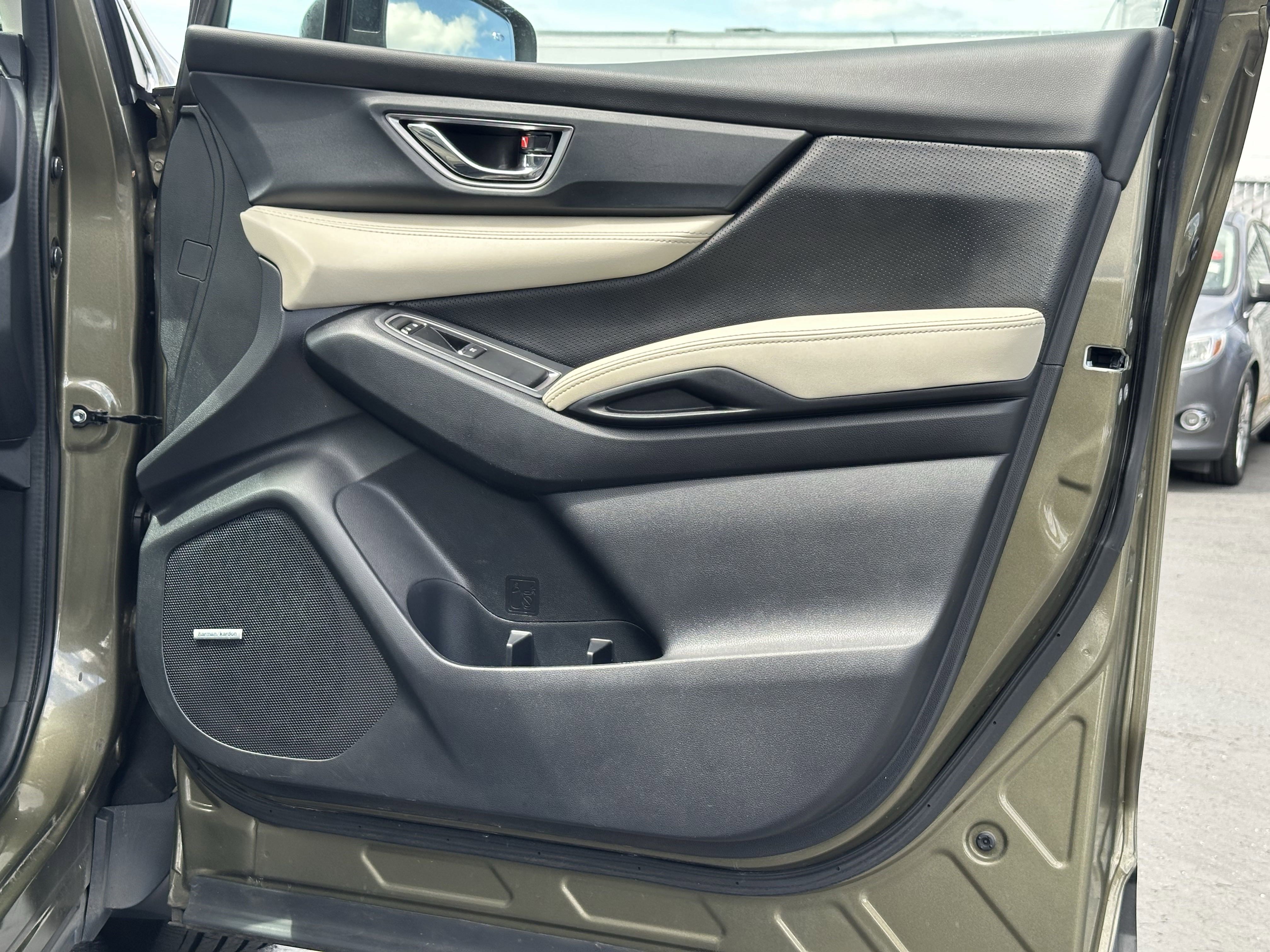 Used 2023 Subaru Ascent Limited w/ Technology Package image 11