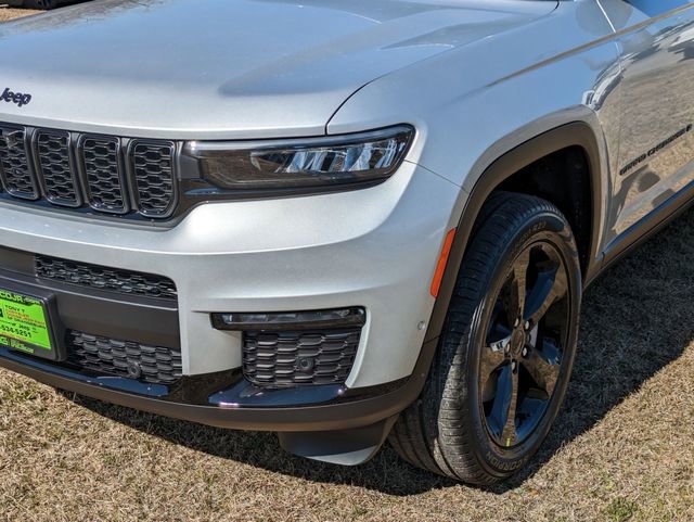New 2025 Jeep Grand Cherokee L Limited w/ Luxury Tech Group II image 12