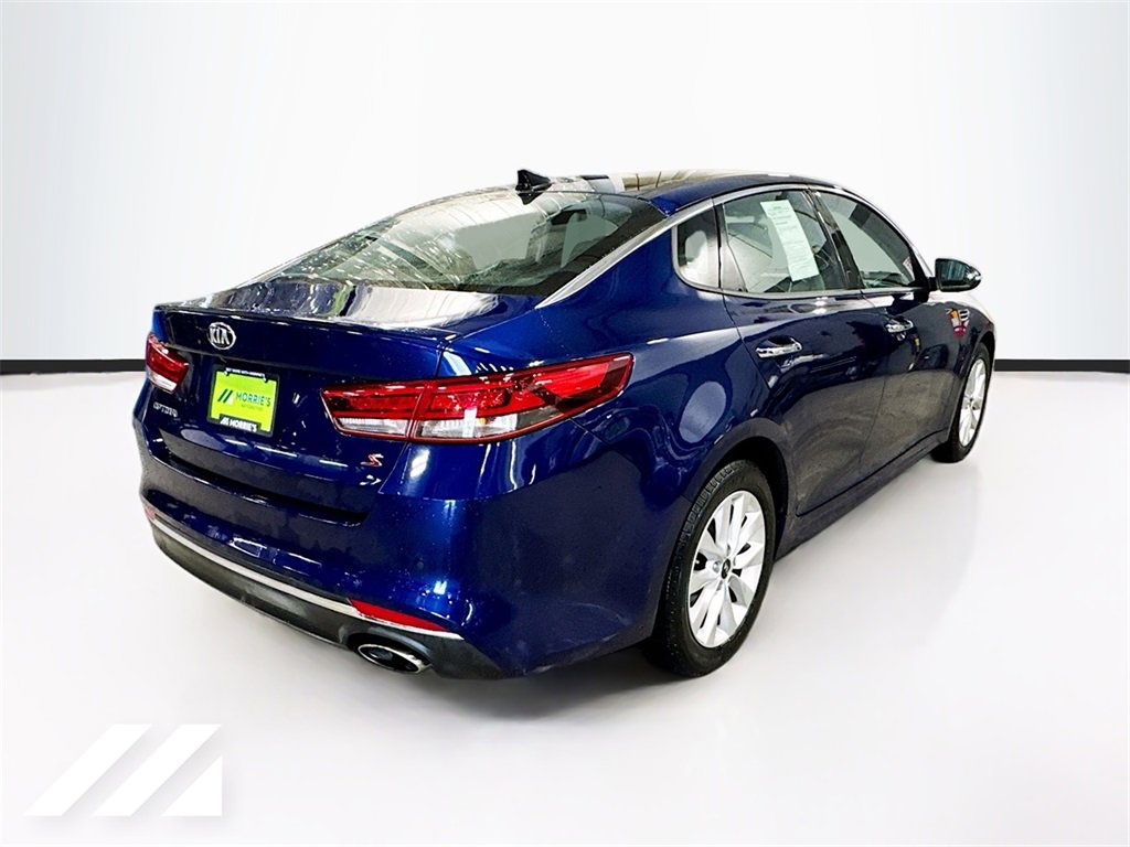 Used 2018 Kia Optima S w/ Panoramic Sunroof Package image 5