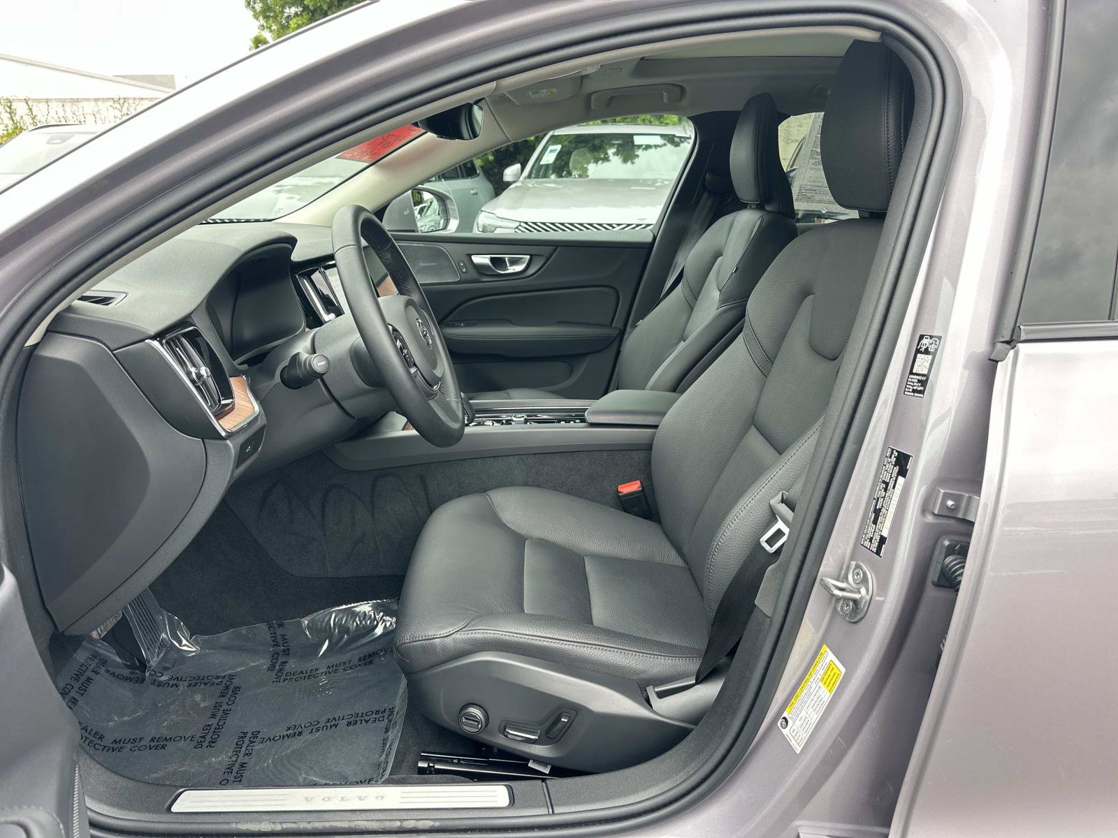 Certified 2026 Volvo V60 B5 Cross Country Plus w/ Climate Package image 17