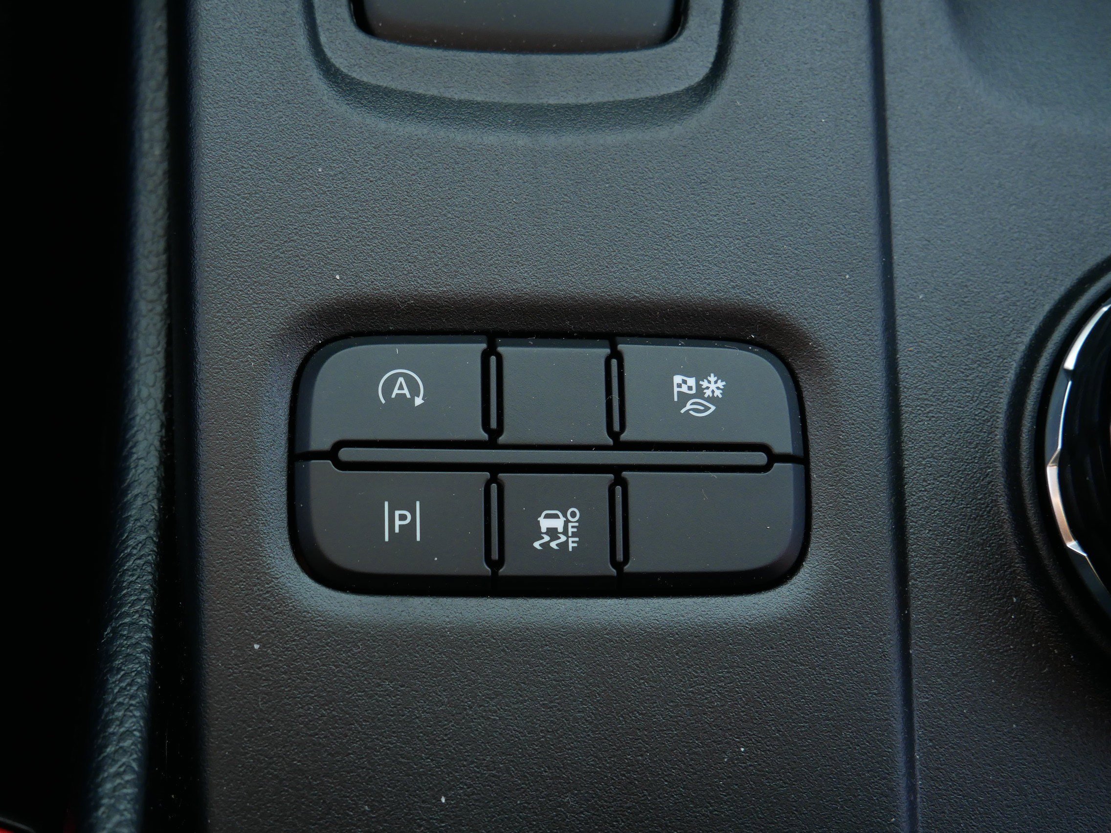 Used 2025 Ford Ranger XLT w/ Technology Package image 32