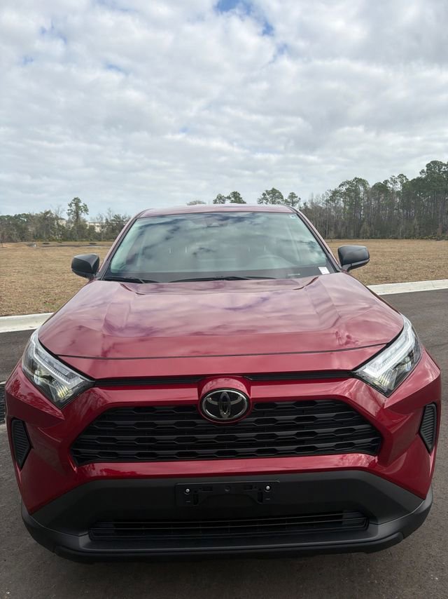 Used 2025 Toyota RAV4 LE image 12