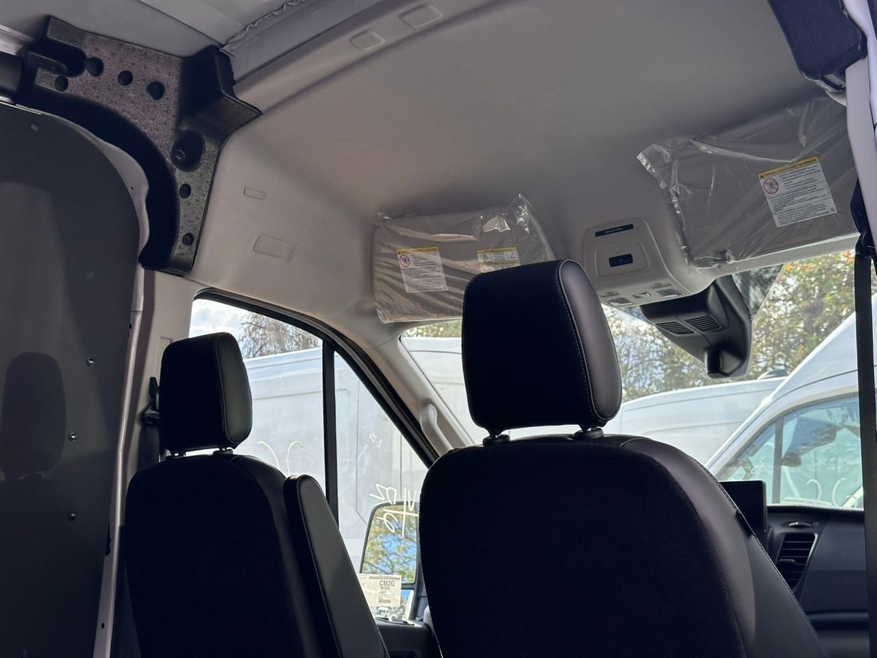 New 2026 Ford Transit 150 148 Medium Roof w/ Load Area Protection Package RWD image 33