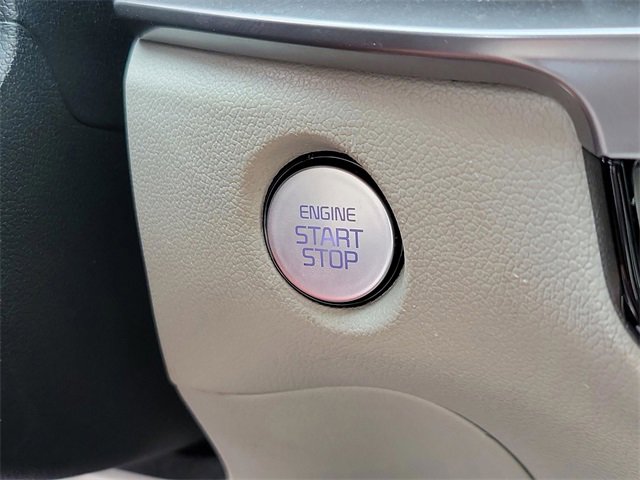 Used 2025 Kia Sorento S image 30