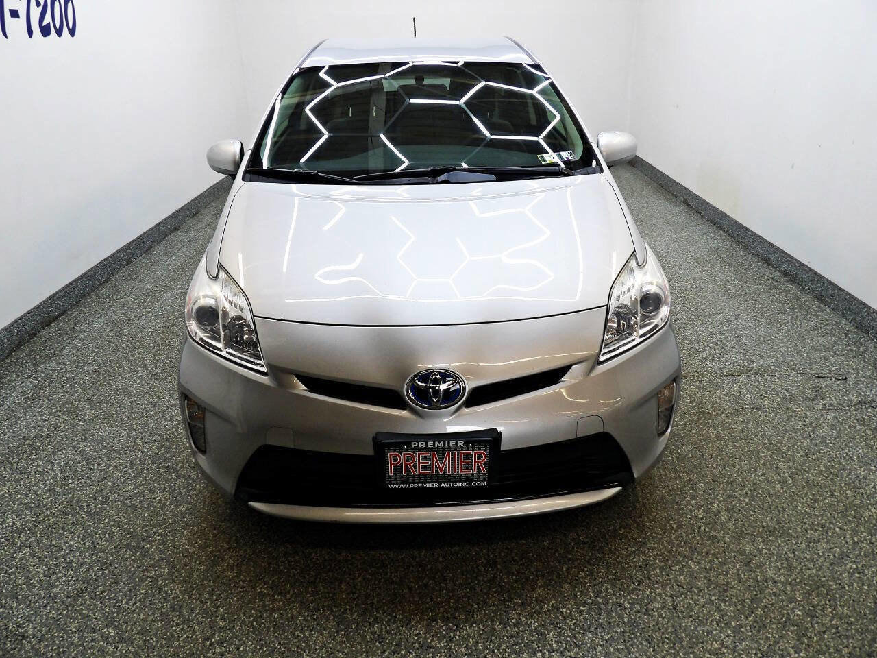 Used 2013 Toyota Prius Three FWD image 2