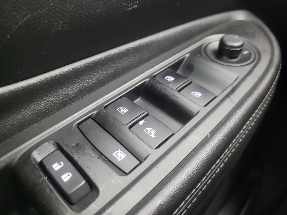Used 2020 Buick Encore Preferred w/ Safety Package FWD image 27