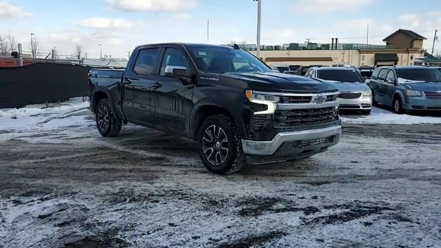 Certified 2022 Chevrolet Silverado 1500 LT image 2