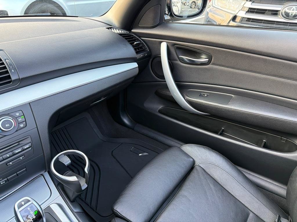Used 2013 BMW 135i Convertible w/ Premium Pkg RWD image 17