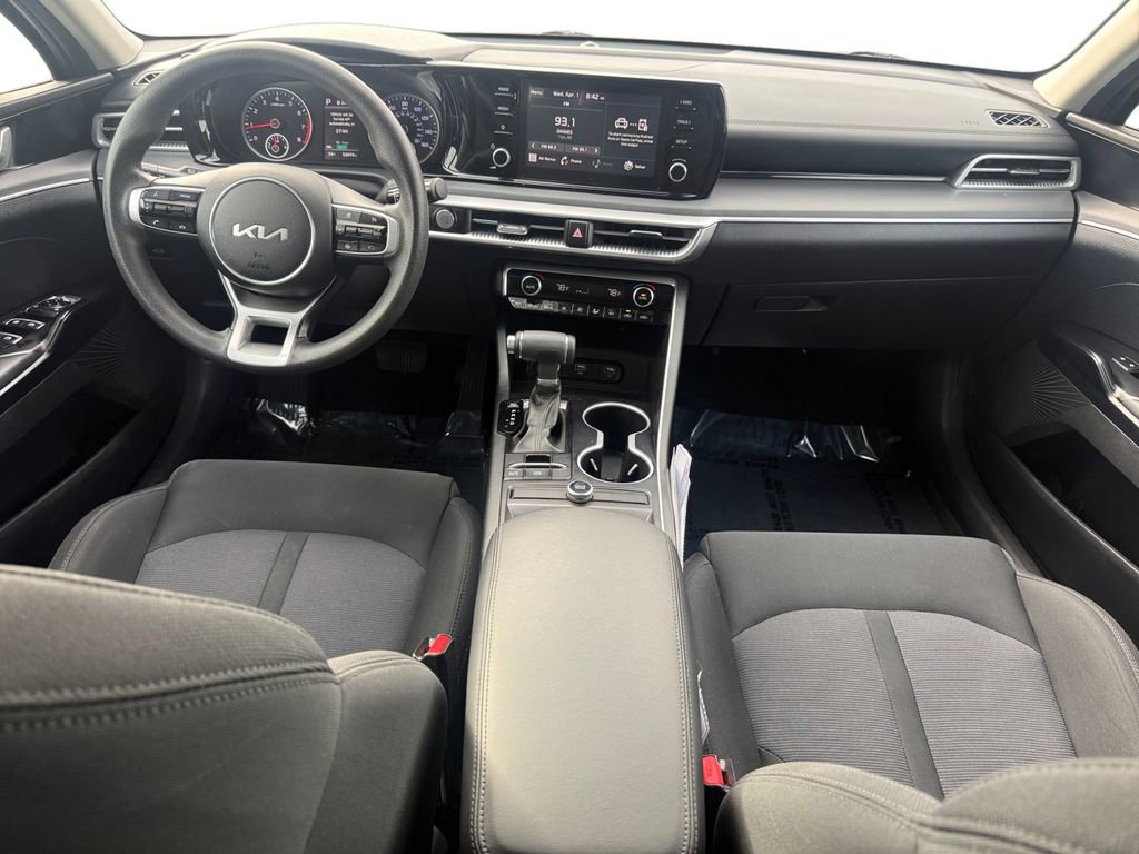 Used 2022 Kia K5 LXS image 12