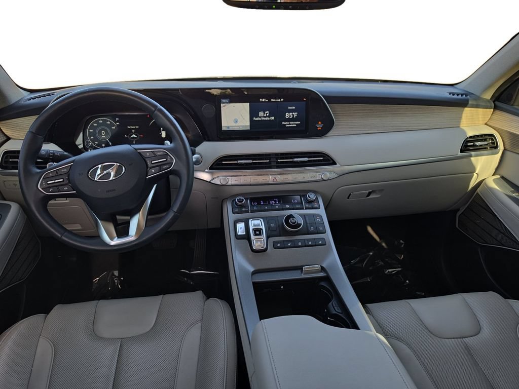Used 2021 Hyundai Palisade Limited FWD image 11