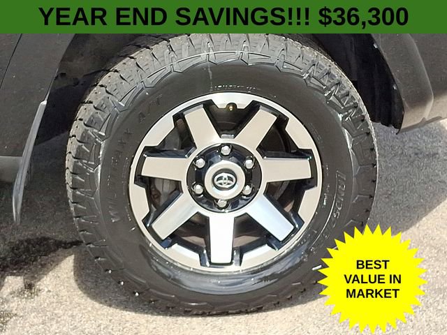 Used 2024 Toyota 4Runner TRD Off-Road image 9
