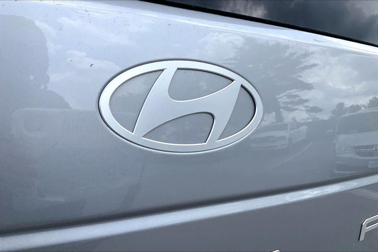 Used 2024 Hyundai Santa Fe Limited FWD image 28