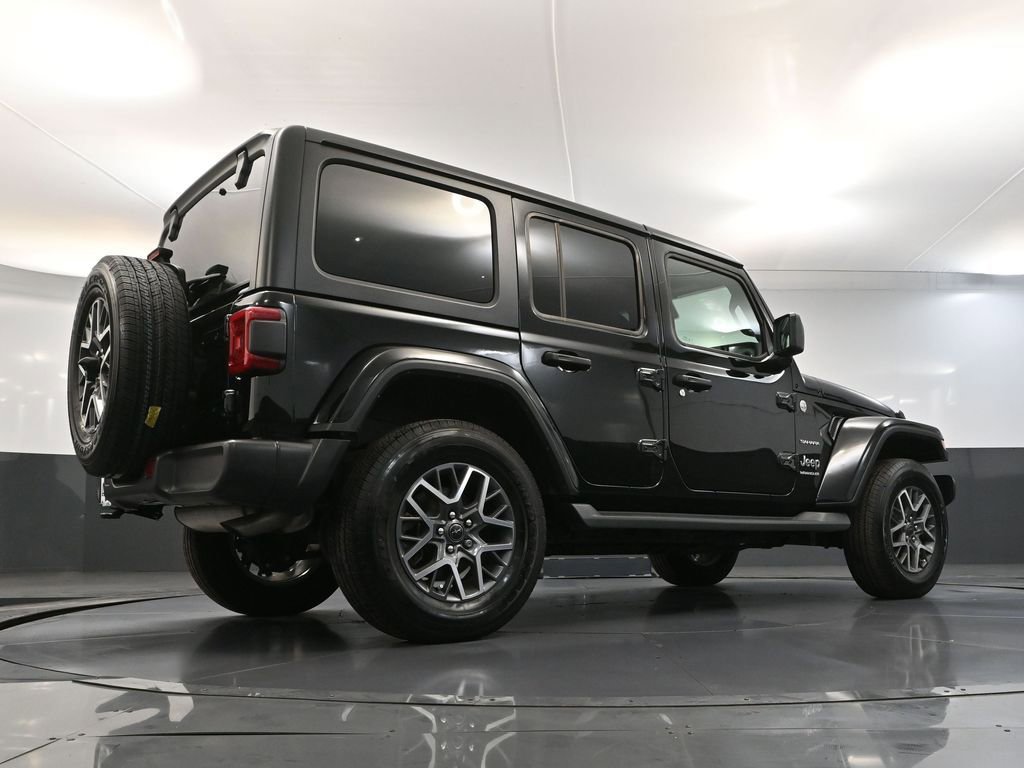 Used 2024 Jeep Wrangler Sahara image 47