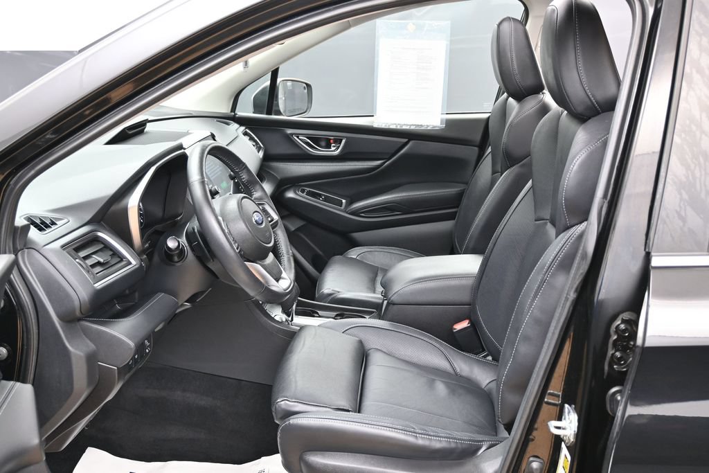 Used 2023 Subaru Ascent Limited w/ Technology Package AWD/4WD image 18