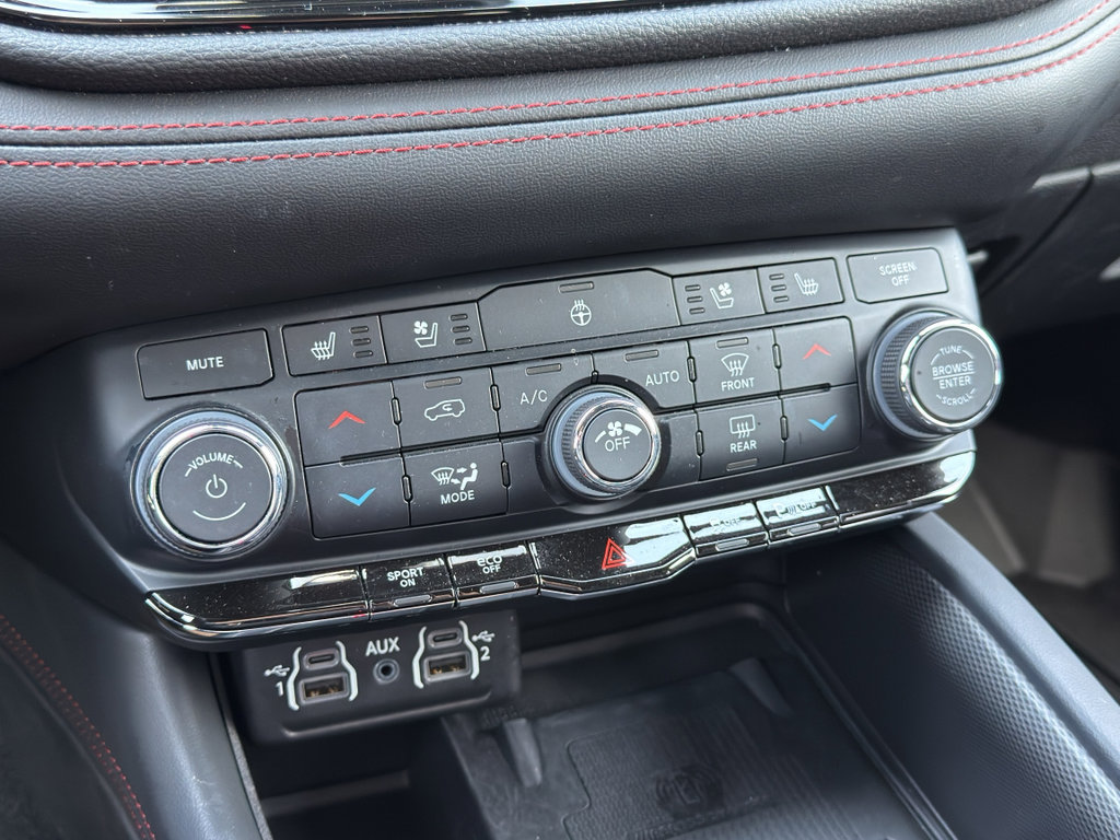 Used 2023 Dodge Durango R/T AWD/4WD image 22