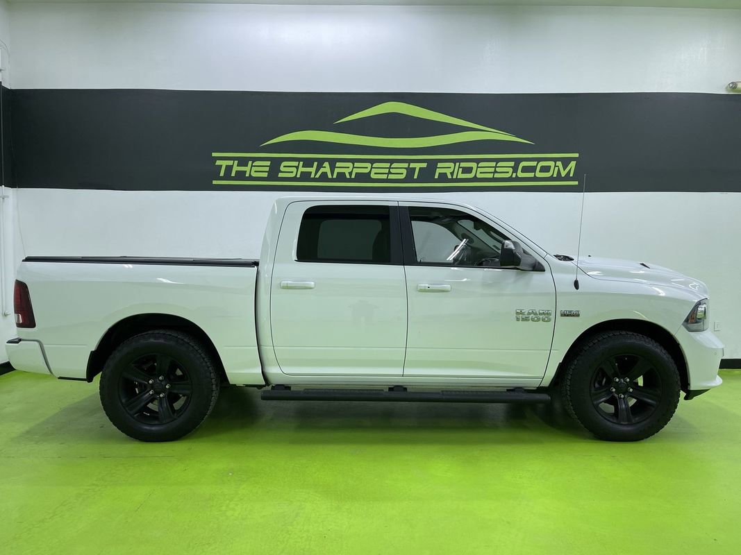 Used 2017 RAM 1500 Sport image 11