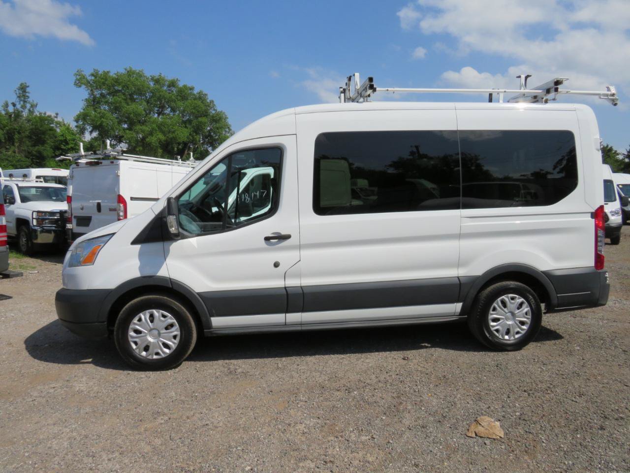 Used 2015 Ford Transit 150 XLT RWD image 36