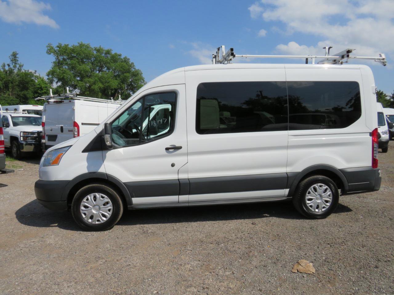 Used 2015 Ford Transit 150 XLT RWD image 36