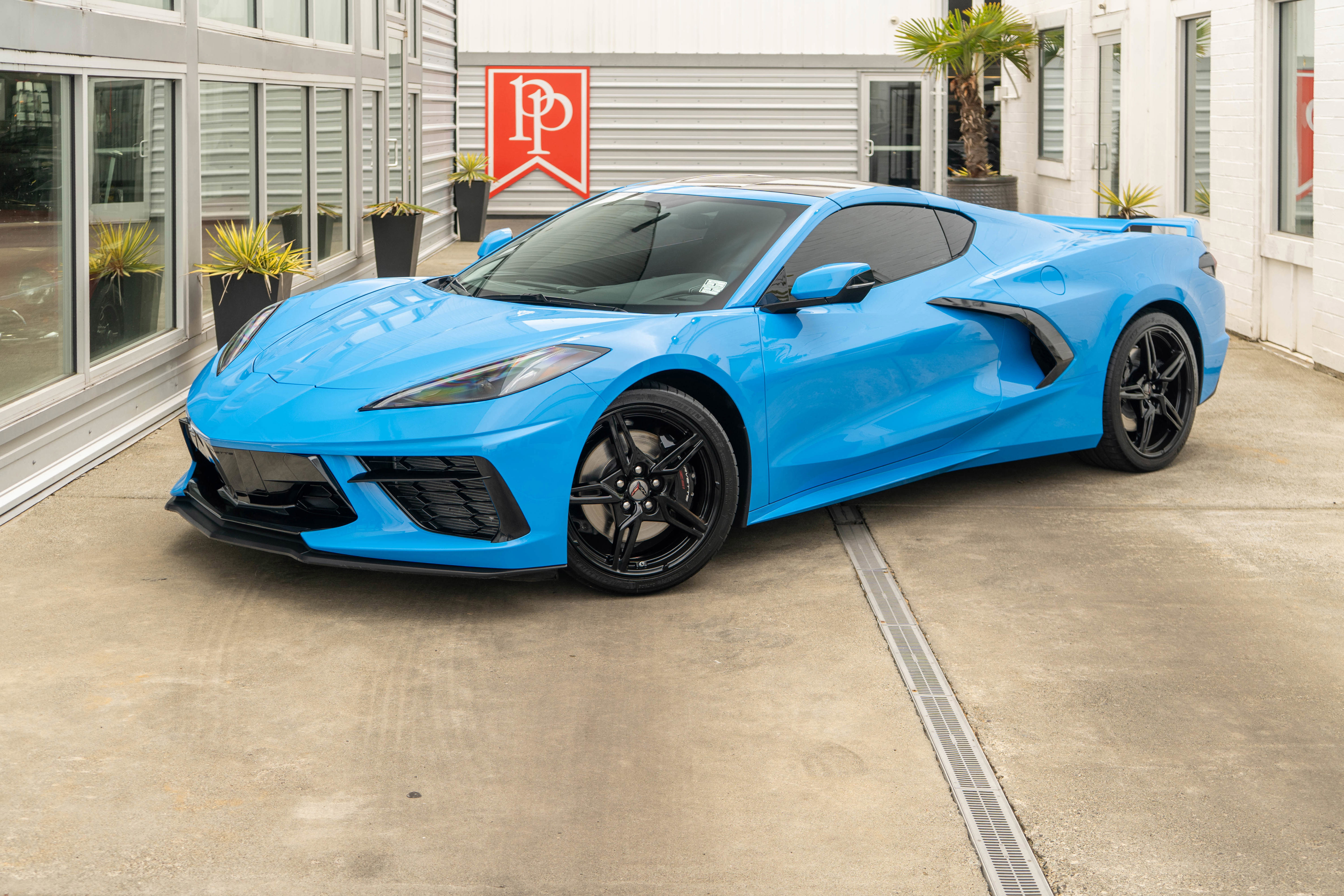 Used 2023 Chevrolet Corvette Stingray Coupe w/ Z51 Performance Package RWD image 9