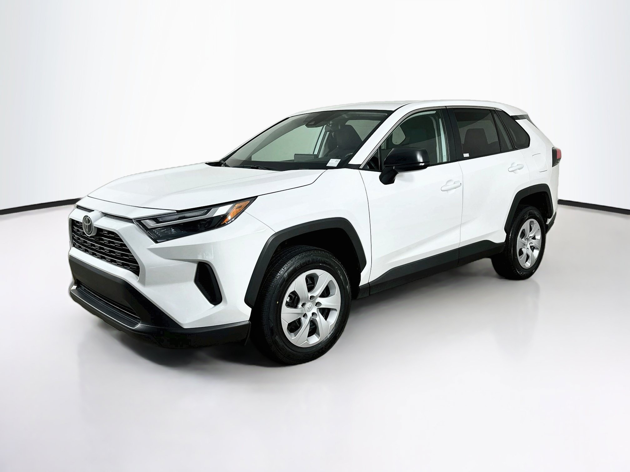 Used 2025 Toyota RAV4 LE AWD/4WD image 3