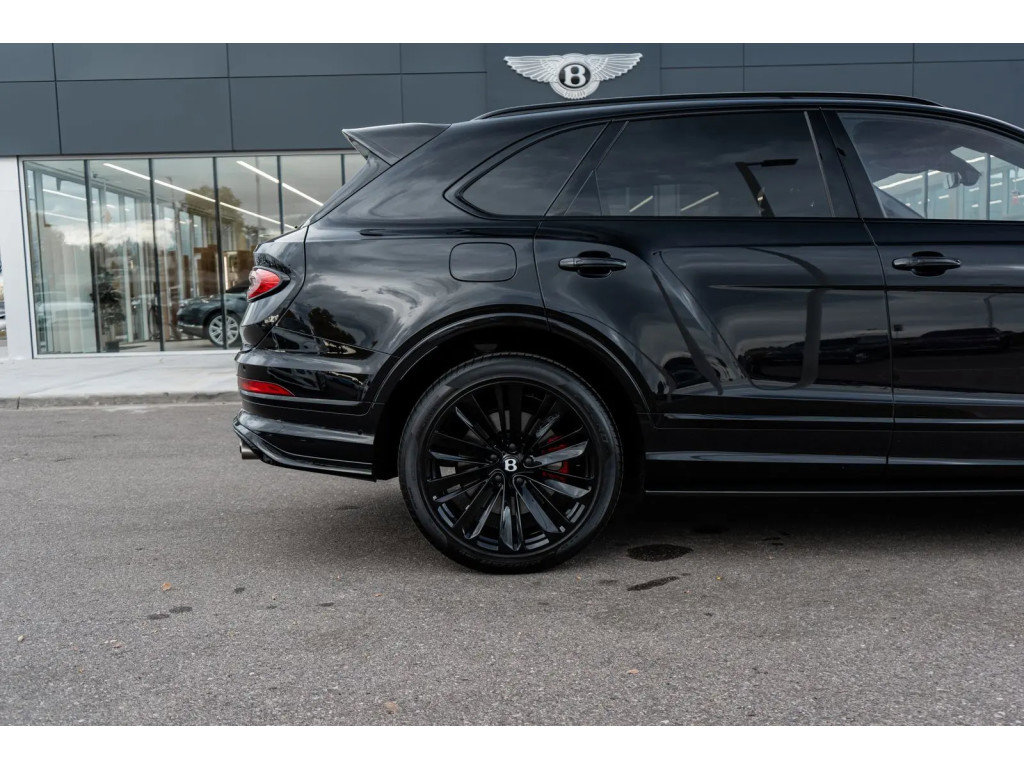 Used 2023 Bentley Bentayga Speed image 15