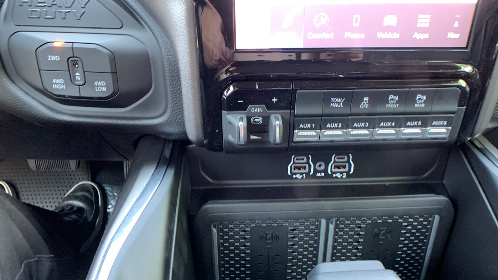 New 2026 RAM 2500 Laramie w/ Night Edition AWD/4WD image 20
