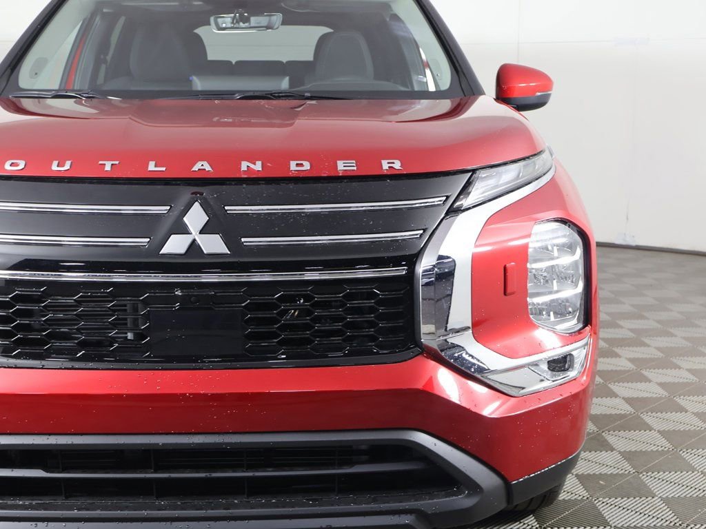 New 2026 Mitsubishi Outlander ES AWD/4WD image 14