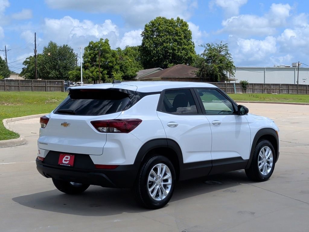 New 2026 Chevrolet TrailBlazer LS w/ LS Convenience Package FWD image 8