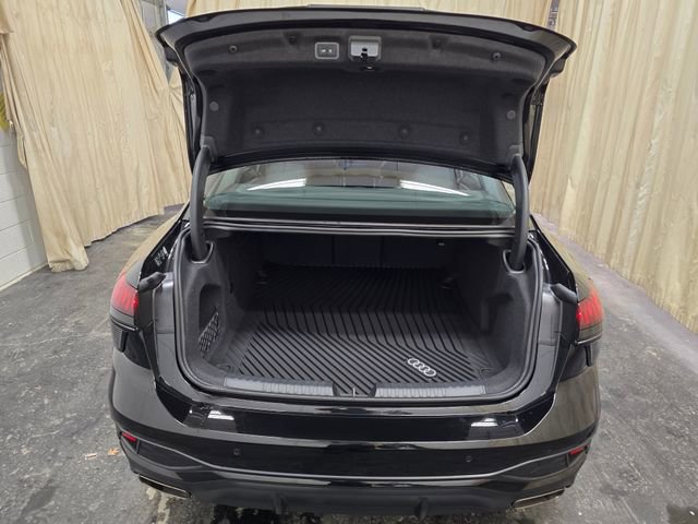 New 2026 Audi A6 Premium Plus image 32