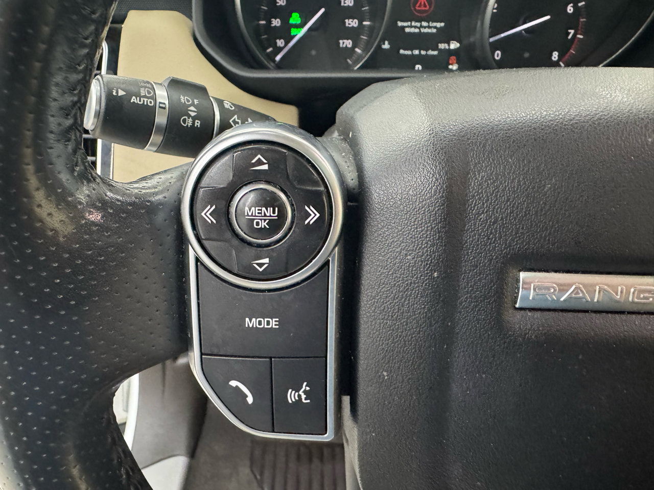 Used 2017 Land Rover Range Rover Sport HSE image 20