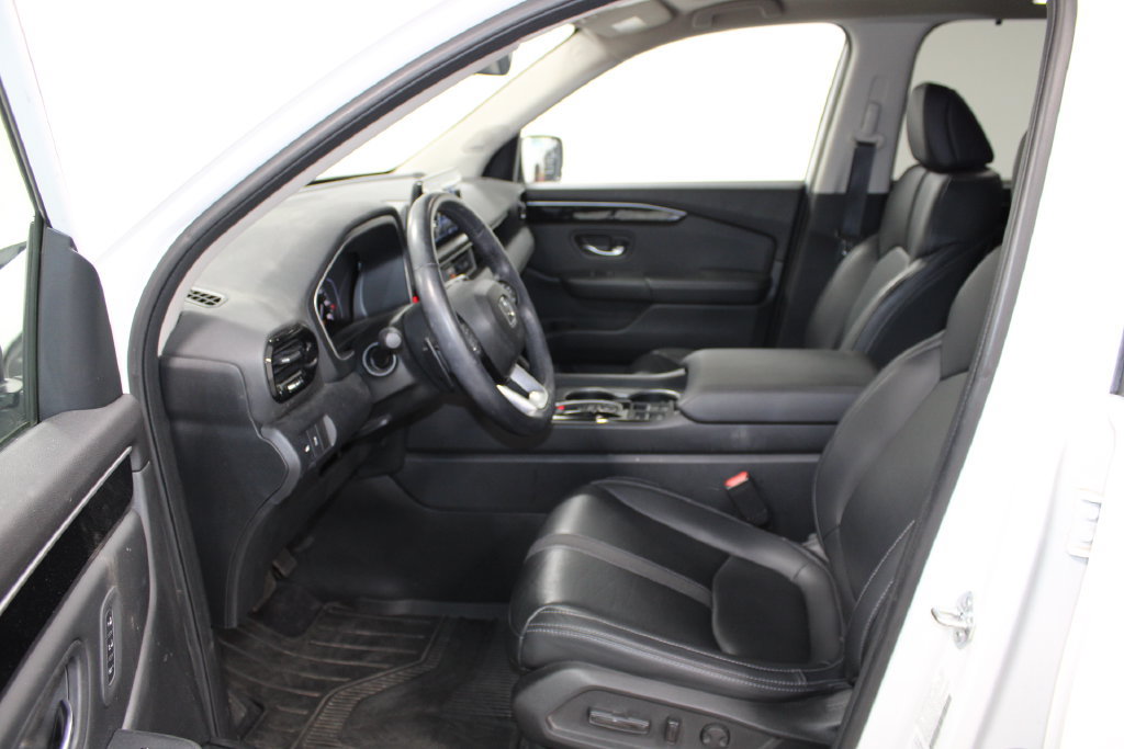 Used 2023 Honda Pilot Touring image 17